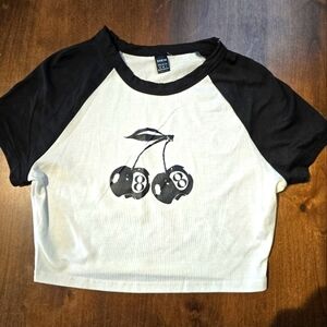 Shein crop cherry 8 medium